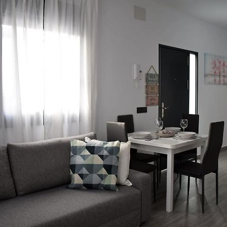 Alojamientos Lola, Suite Con Jacuzzi Benalup-Casas Viejas Luaran gambar